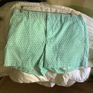 Tommy Hilfiger Cute green/white shorts! NWT!